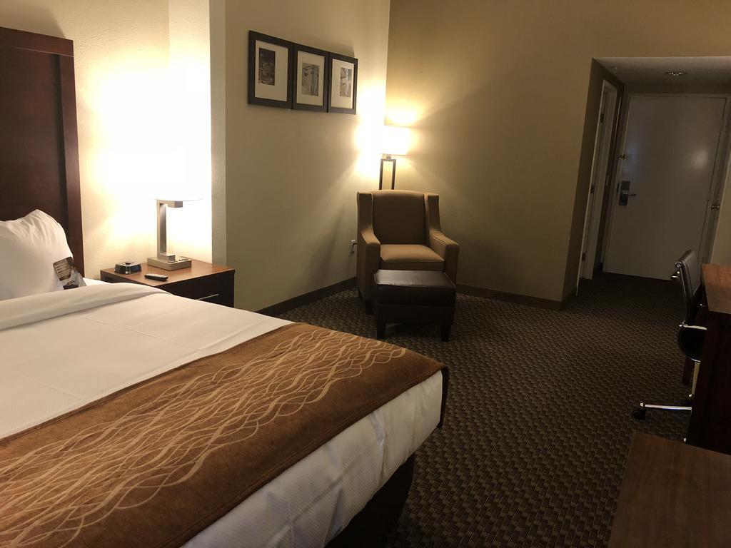 Comfort Inn & Suites Sw Houston Sugarland Zewnętrze zdjęcie
